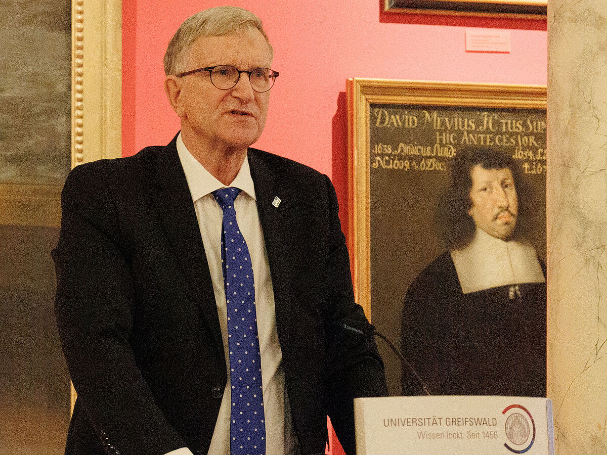 Begrüßung: Dr. Friedrich-Wilhelm Hagemeyer, Präsident des Greifswald University Club