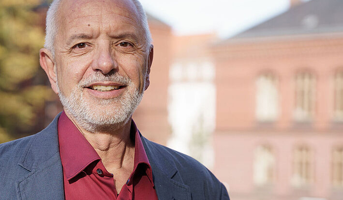 Logos von Autos und Banken